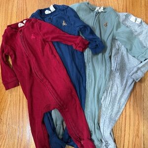 Bundle of 4 GAP Baby Footed Pajamas – Size 3-6 Months